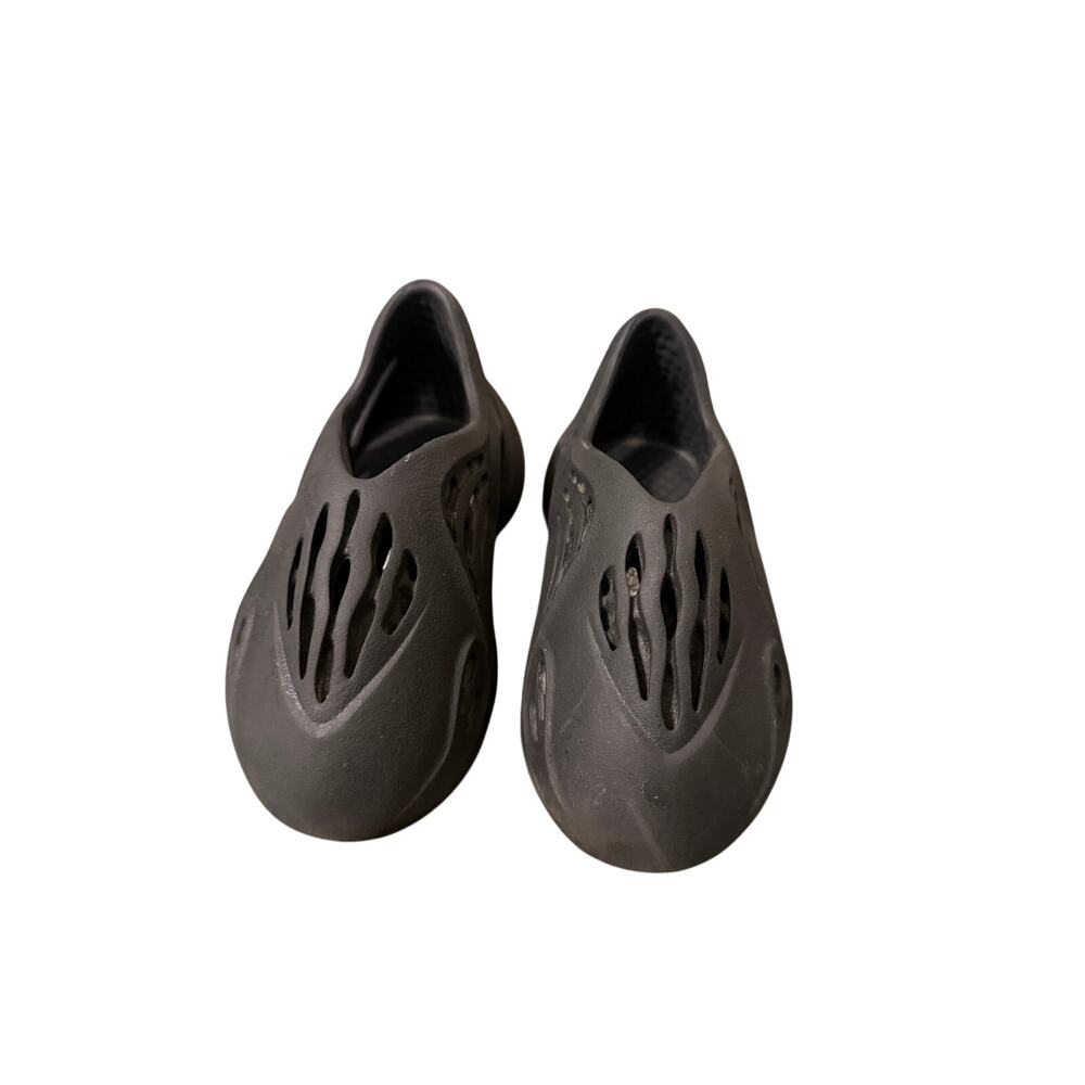 Size 6K Infant Adidas YEEZY FOAM RNR Onyx